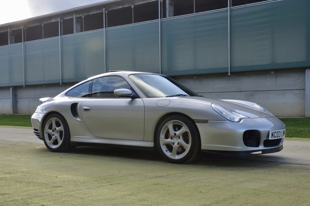 Porsche 911-996 Turbo gallery image 1