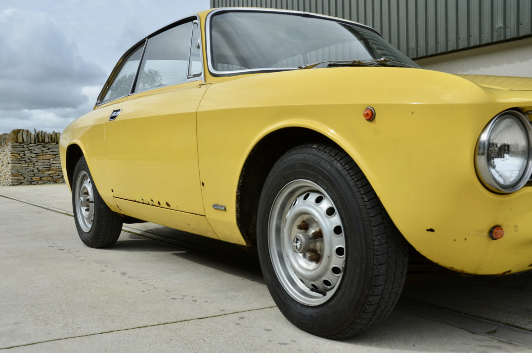 Alfa Romeo 2000 GTV (1) gallery image 14