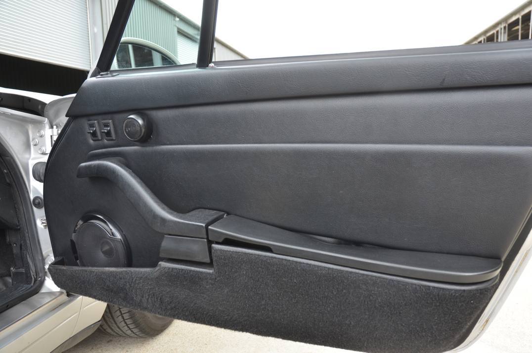 Porsche 993 Carrera  Cabriolet gallery image 41