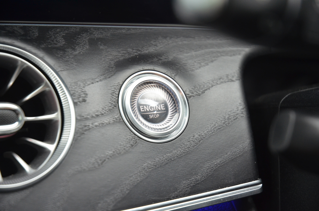 Mercedes Benz E400D AMG Line Premium plus D-4M Coupe. Px Welcome gallery image 52