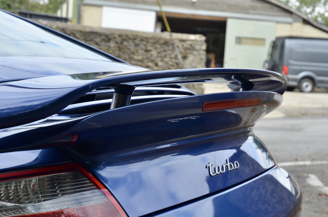 Porsche 911 Turbo Tip-Tronic Gen I gallery image 16