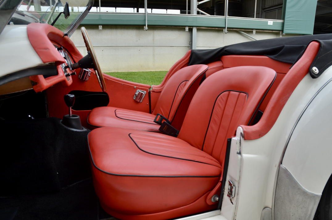 Triumph TR3. gallery image 28