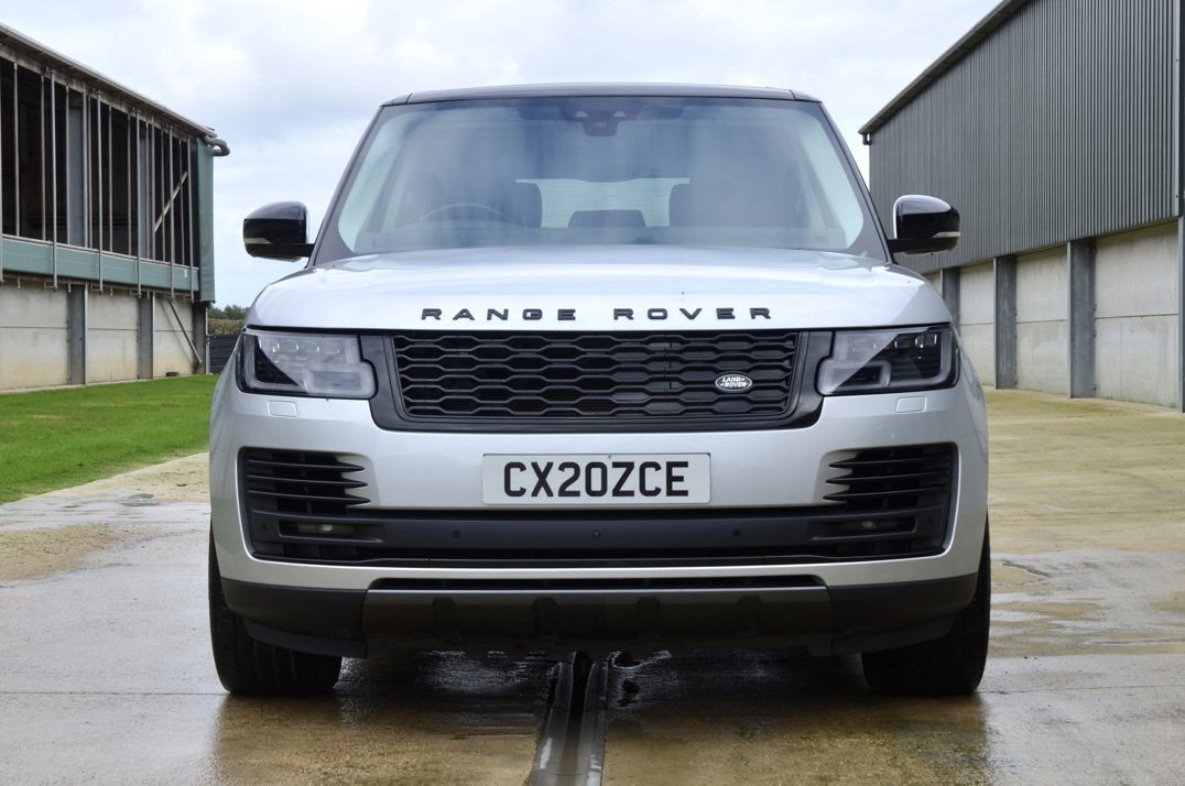 Land Rover Range Rover Autobiography   2.0 P400e gallery image 3