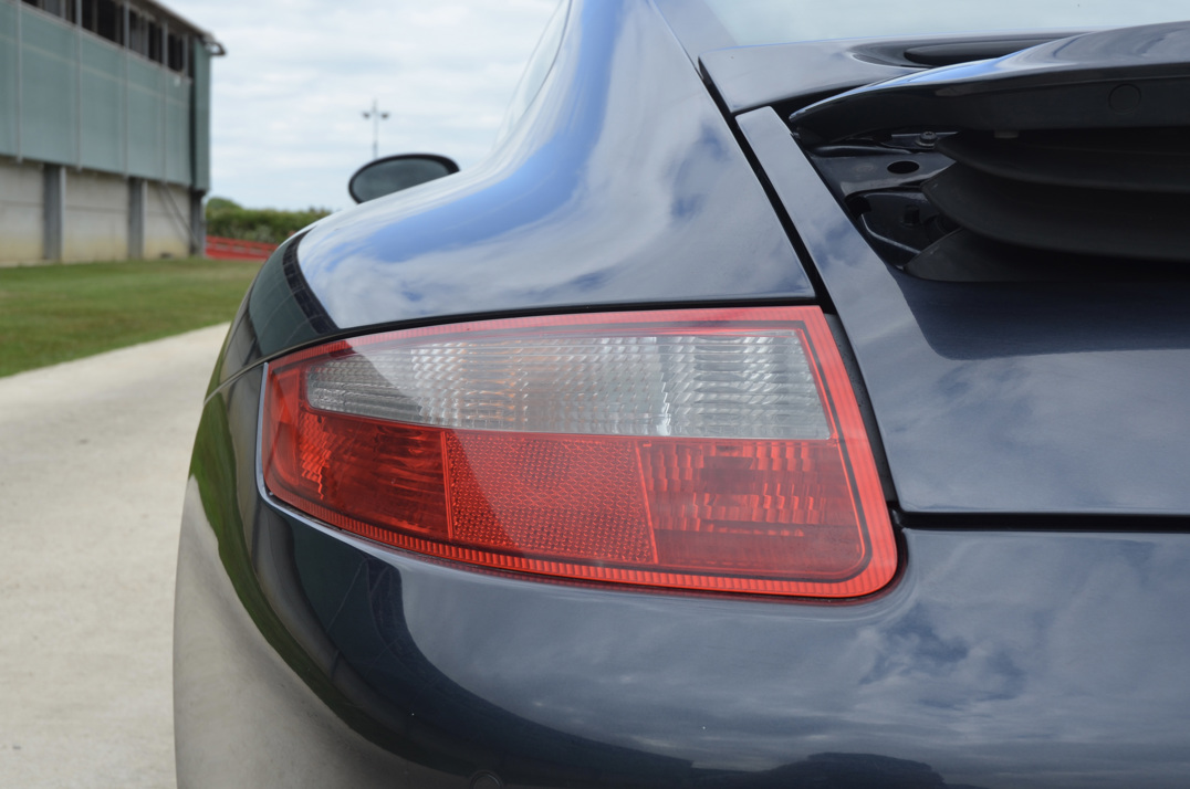 Porsche 911 Carrera s Coupe (1) gallery image 22