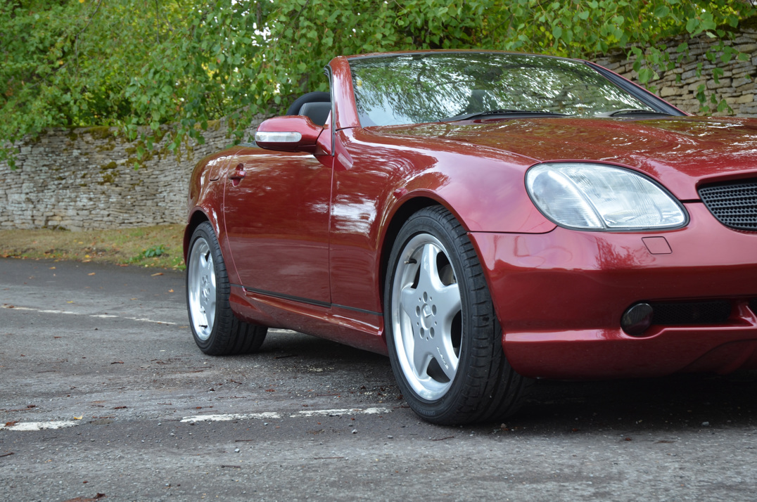 Mercedes Benz 320 SLK AMG Roadster. gallery image 18