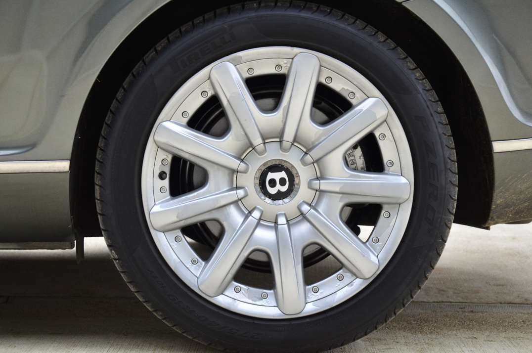 Bentley GT Coupe gallery image 22