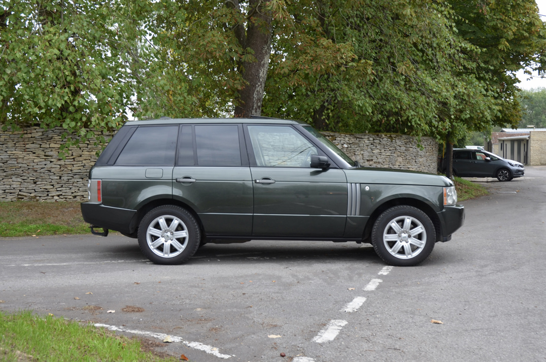 Land Rover Range Rover Vogue TDV8 gallery image 7