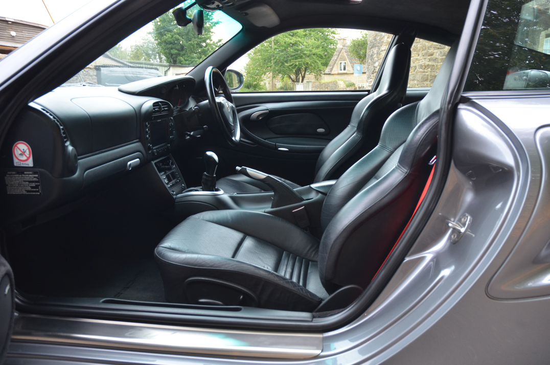 Porsche 911 (996) Turbo manual gallery image 39