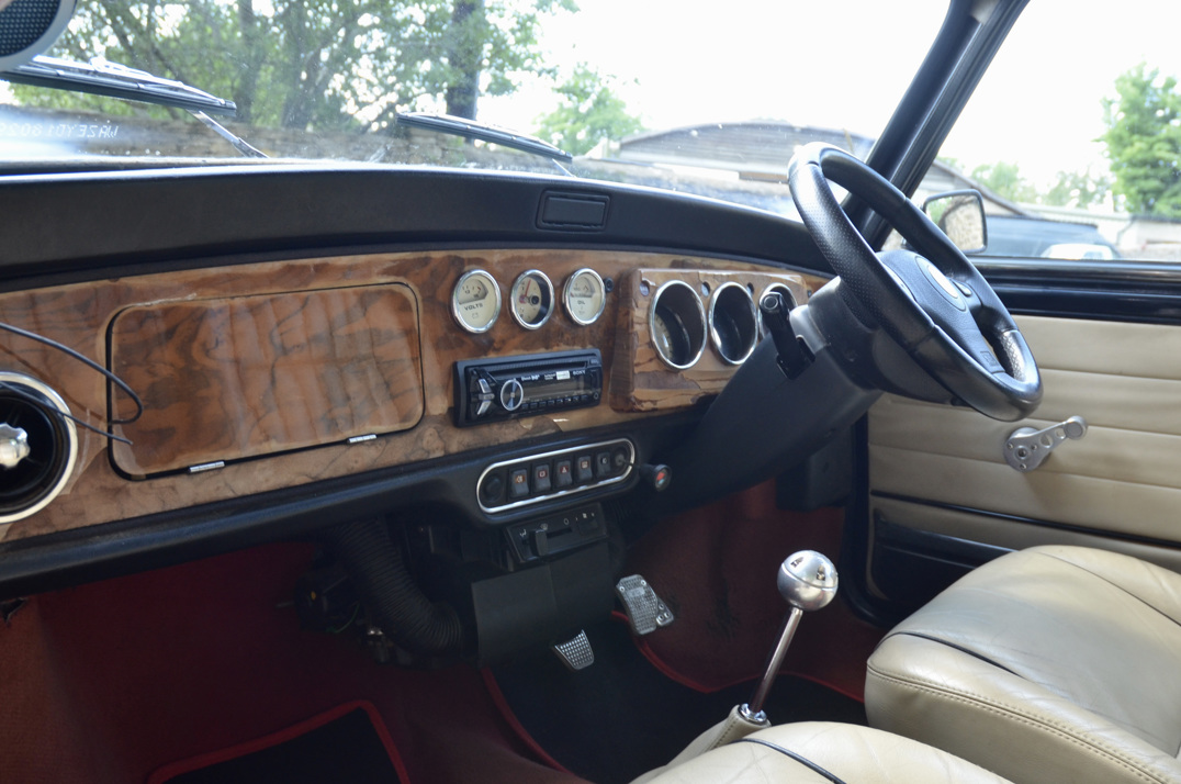 Austin Mini 1.3I gallery image 24