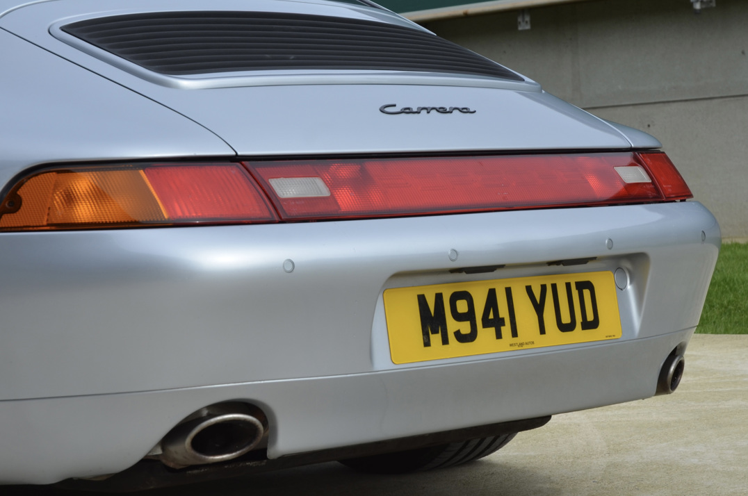 Porsche 911 993 Carrera Coupe Tip gallery image 15