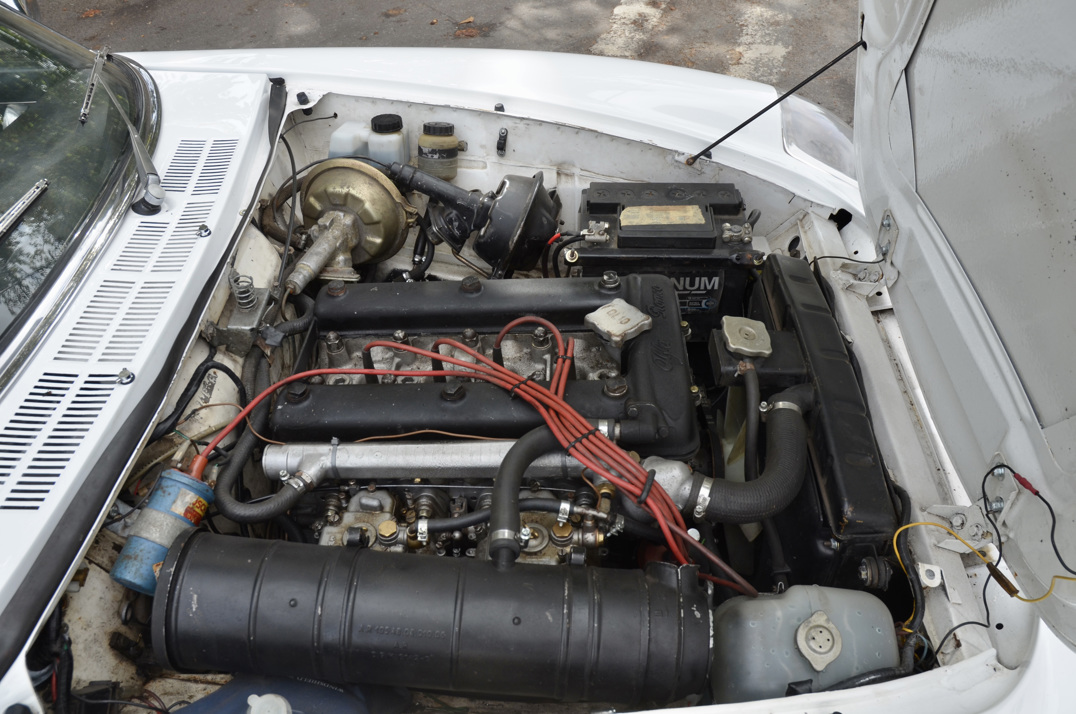Alfa Romeo 2000 Veloce Spider 1972 gallery image 46