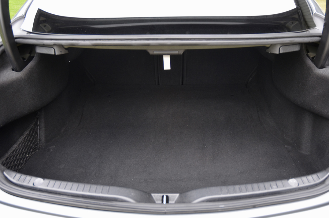 Mercedes C63 AMG 4.0 Biturbo Premium Plus. gallery image 46