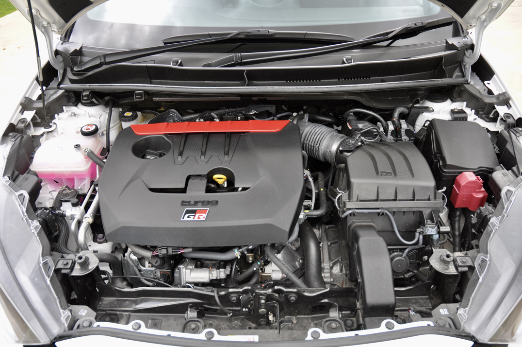 Toyota Yaris GR Circuit 4WD Manual. gallery image 35