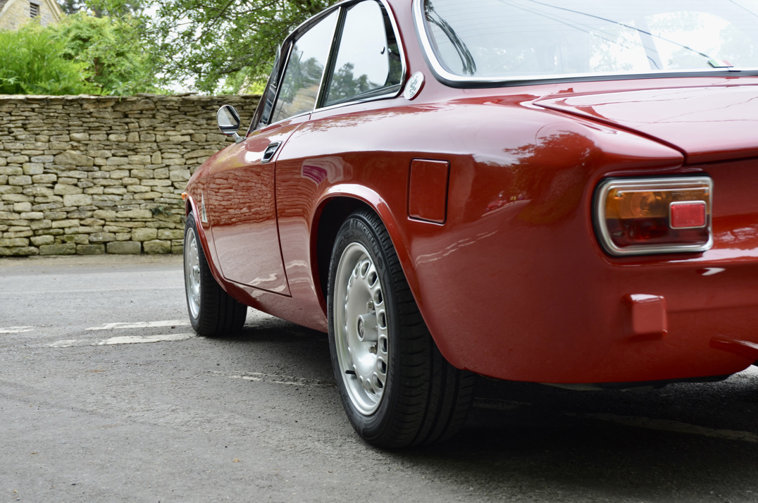 Alfa Romeo GT 1600 Junior . Exceptional example gallery image 14