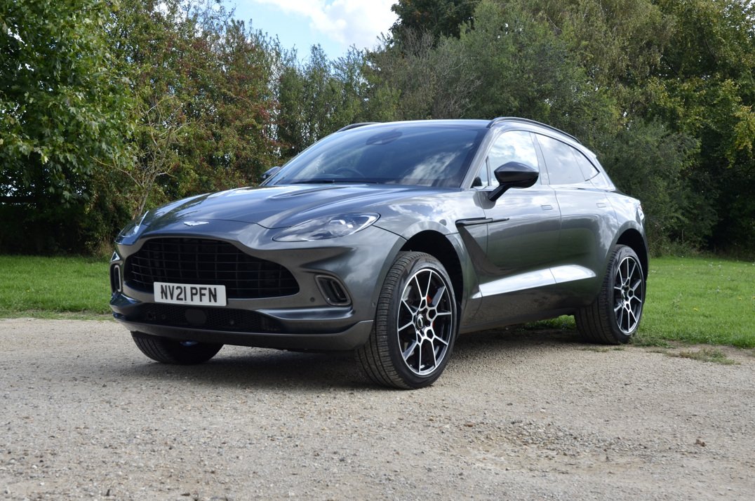 Aston Martin DBX 4.0 V8. gallery image 11