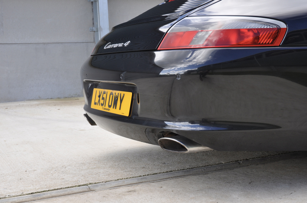 Porsche 911 996 Carrera 4 gallery image 14
