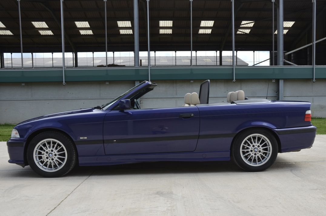 BMW 328I SE Auto Convertible gallery image 13