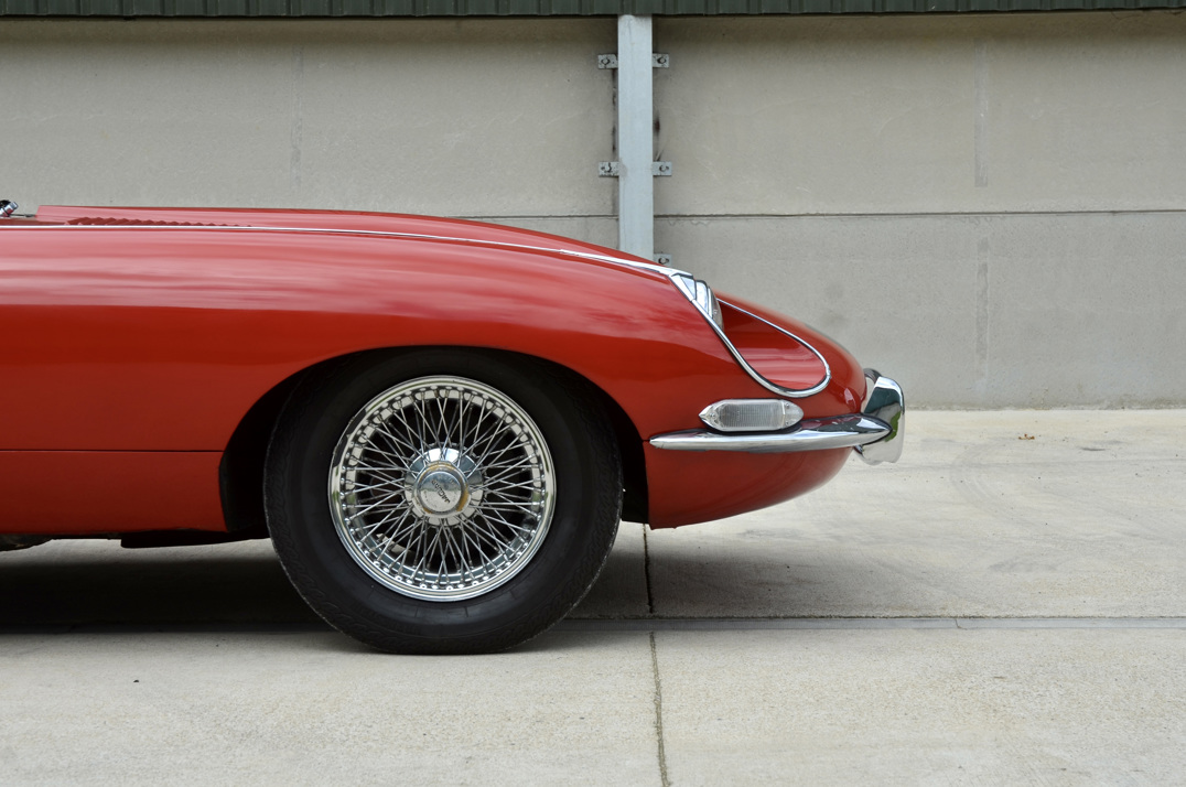 Jaguar E Type 4.2 Roadster Series 1.5 gallery image 17