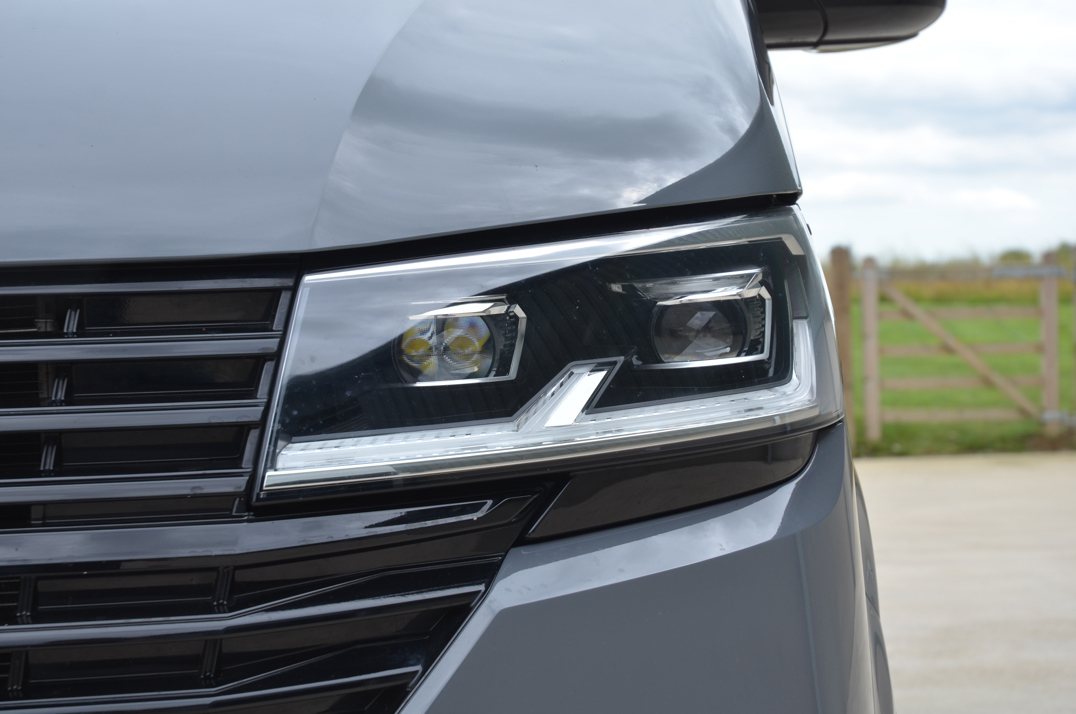 Volkswagen Kombi Sportline T6.I Auto gallery image 19