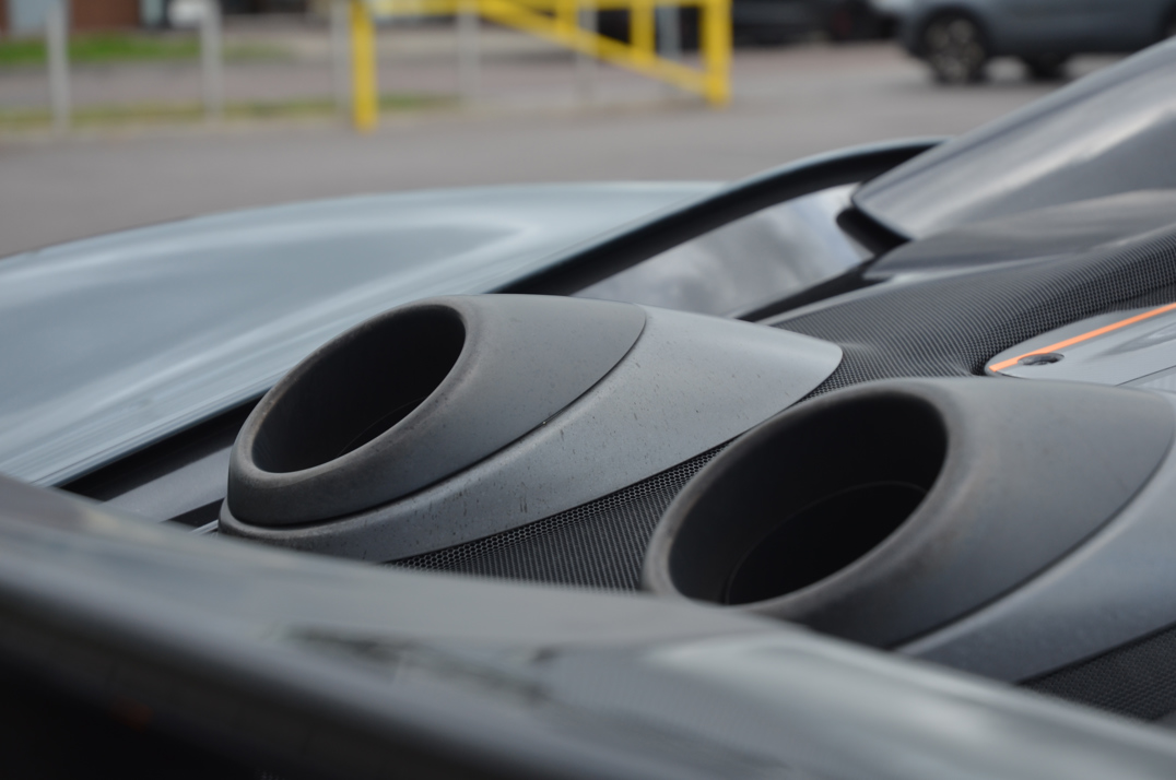 McLaren 600 LT VA-SA Spider - 6 Months McLaren warranty remaining .. gallery image 35