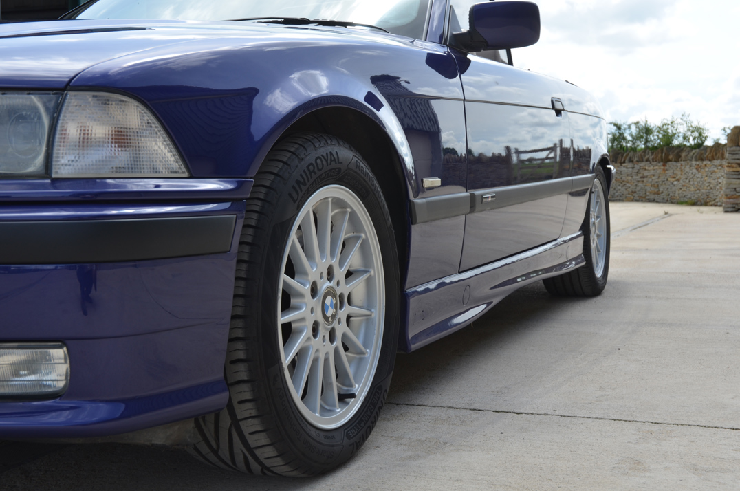 BMW 328I SE Auto Convertible gallery image 14