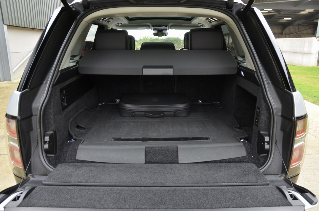 Land Rover Range Rover Autobiography   2.0 P400e gallery image 42