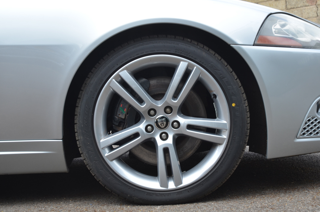 Jaguar XKR 4.2 Auto Convertible gallery image 20