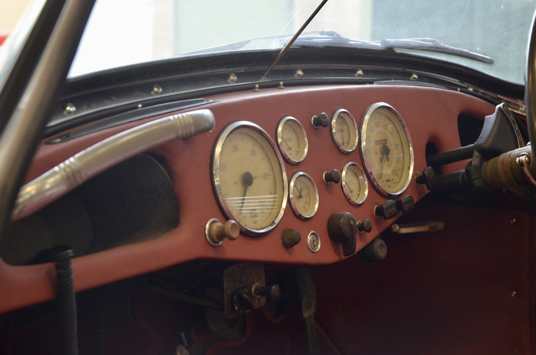 Daimler Conquest Roadster gallery image 21