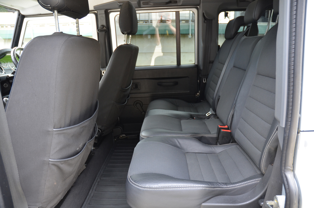 Land Rover Defender 110 XS SW / LWB. gallery image 32