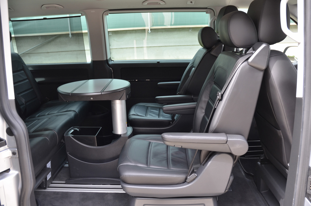 Volkswagen T-6 Transporter 2.0Ltr Caravelle SE TSI BMT Sport Line. gallery image 50