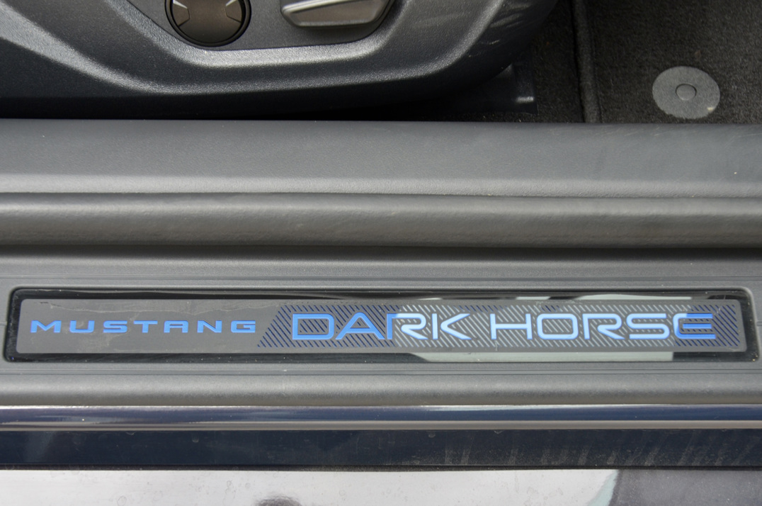 Ford Mustang 5.0 V8 Dark Horse Coupe Selshift - Euro 6. gallery image 37