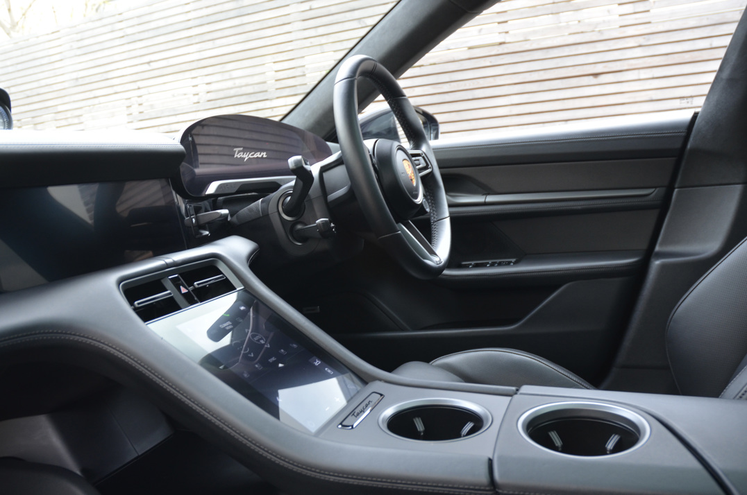 Porsche Taycan Turbo S gallery image 44