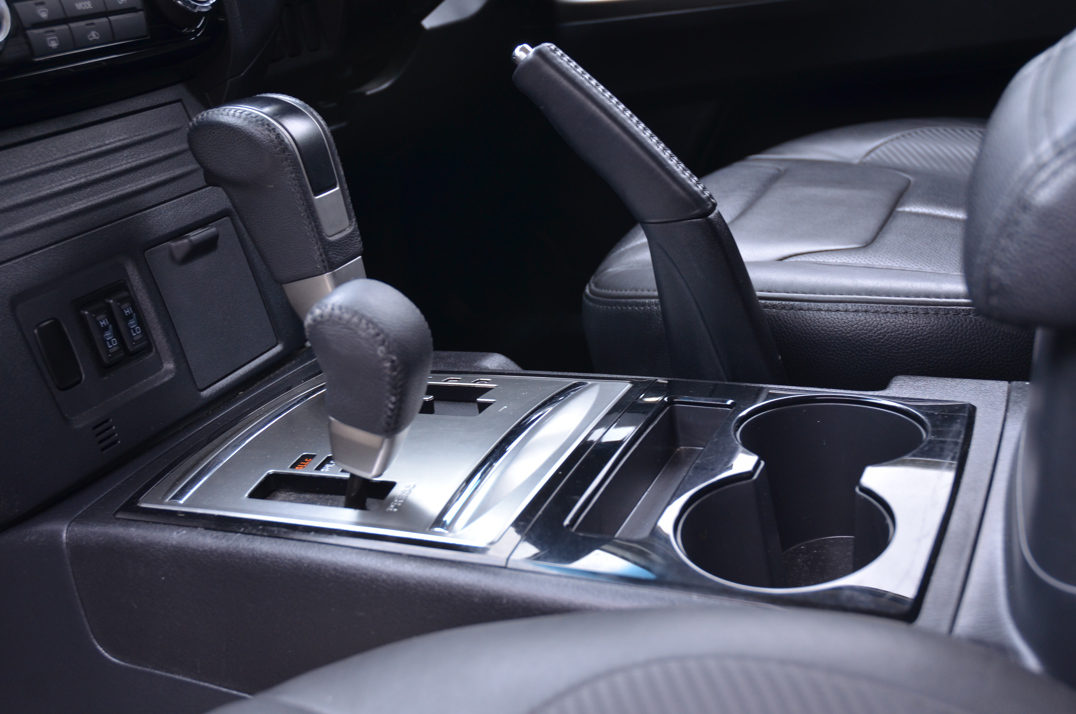 Mitsubishi Shogun 3.2 DI-D Barbarian Auto SWB gallery image 33