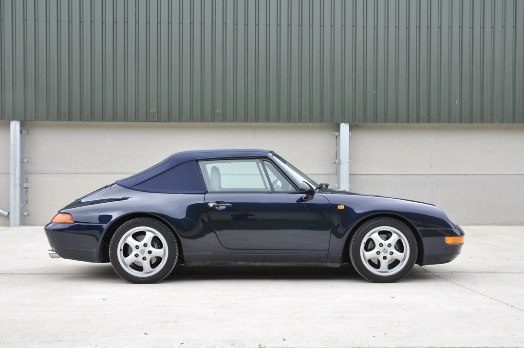 Porsche 911 993 Carrera 3.6 Convertible Manual gallery image 7