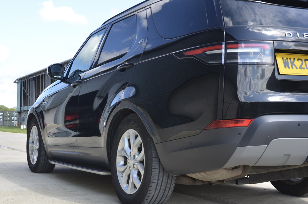 Land Rover Discovery 30 SDV6 SE Auto gallery image 15