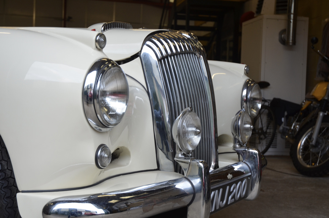 Daimler Conquest Roadster gallery image 16