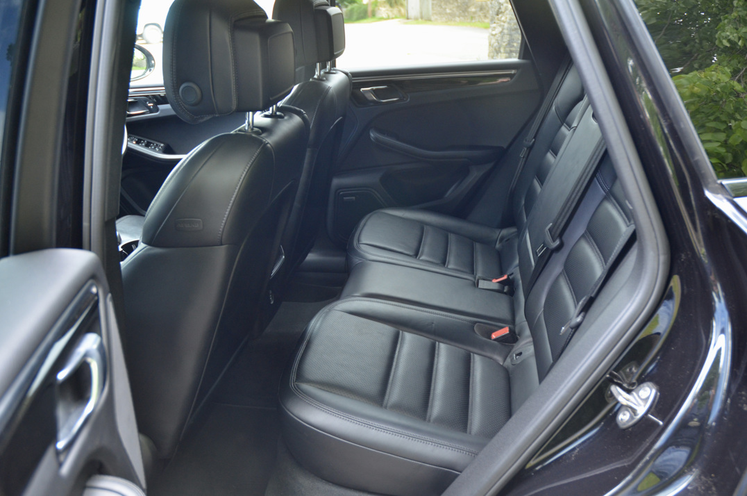 Porsche Macan 3.0 S PDK. 17K In optional extras FP+PSSH gallery image 35