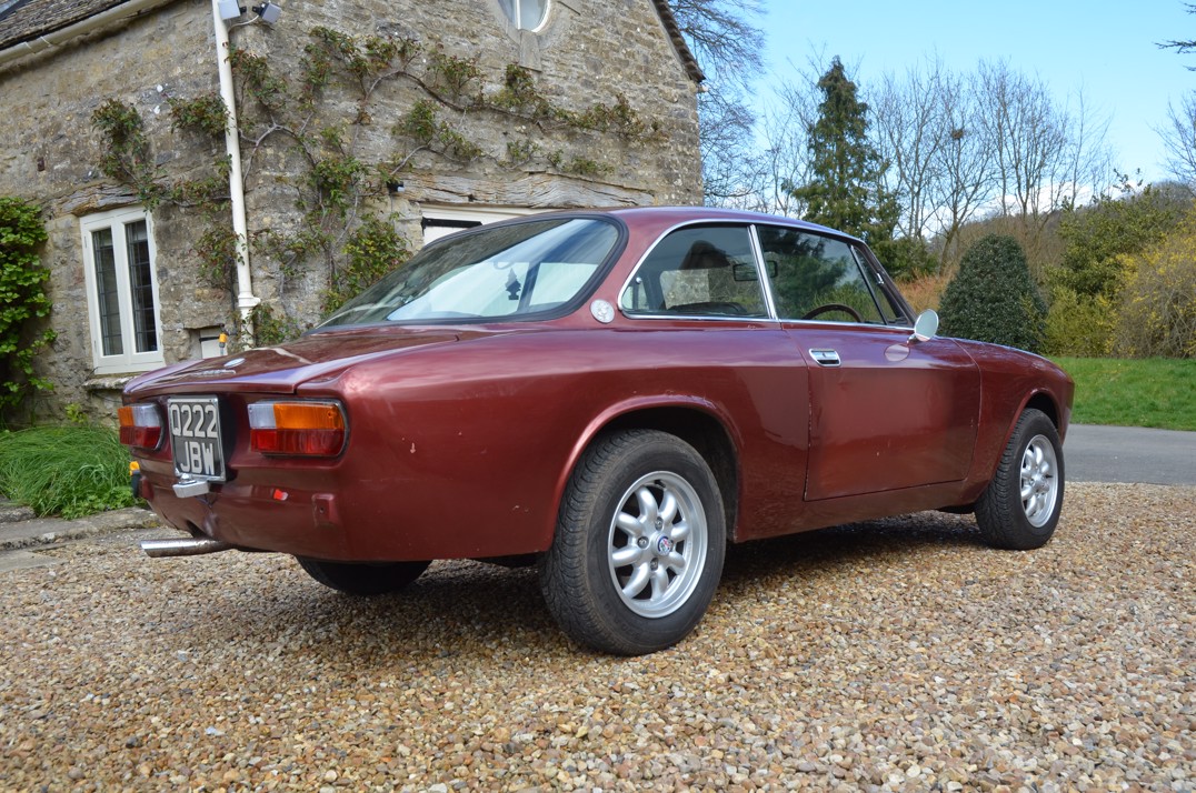 Alfa Romeo 2000 GTV Coupe (1) gallery image 14