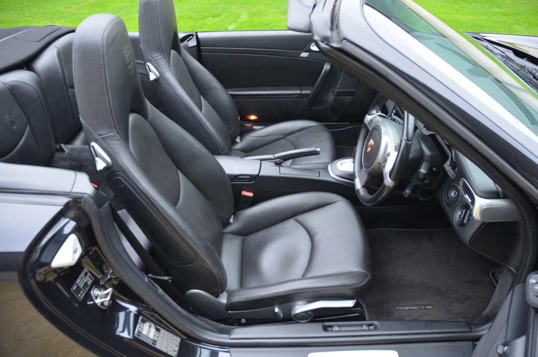 Porsche 911 Carrera 4s Cabriolet (1) gallery image 32