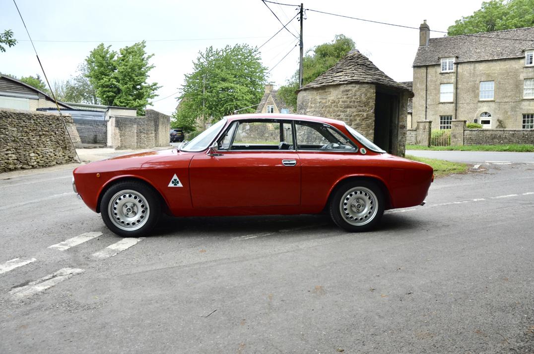 Alfa Romeo GT 1600 Junior . Exceptional example gallery image 11