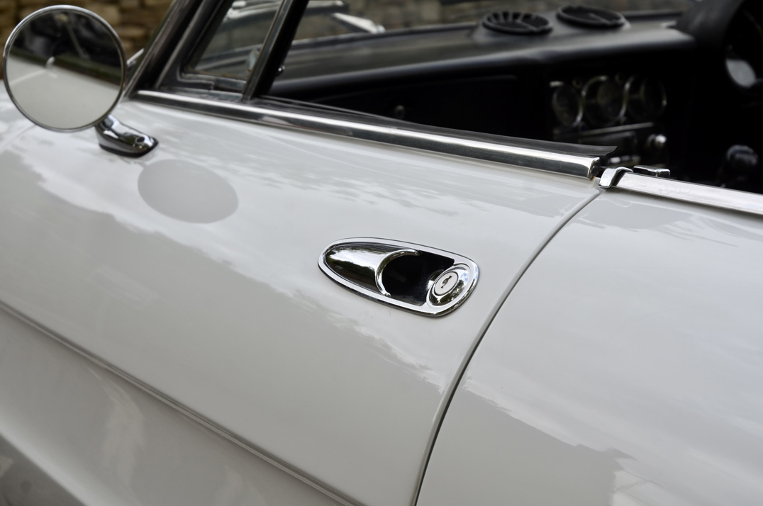 Alfa Romeo 2000 Veloce Spider 1972 gallery image 26
