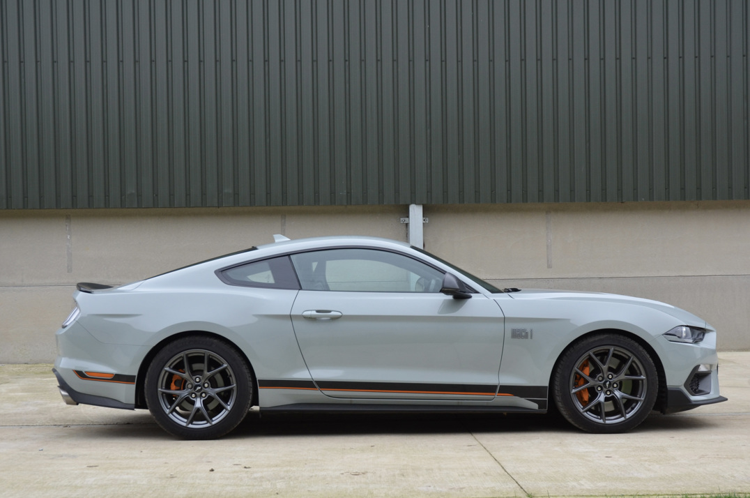 Ford Mustang 5.0 V8 Mach 1 Selshift. gallery image 5