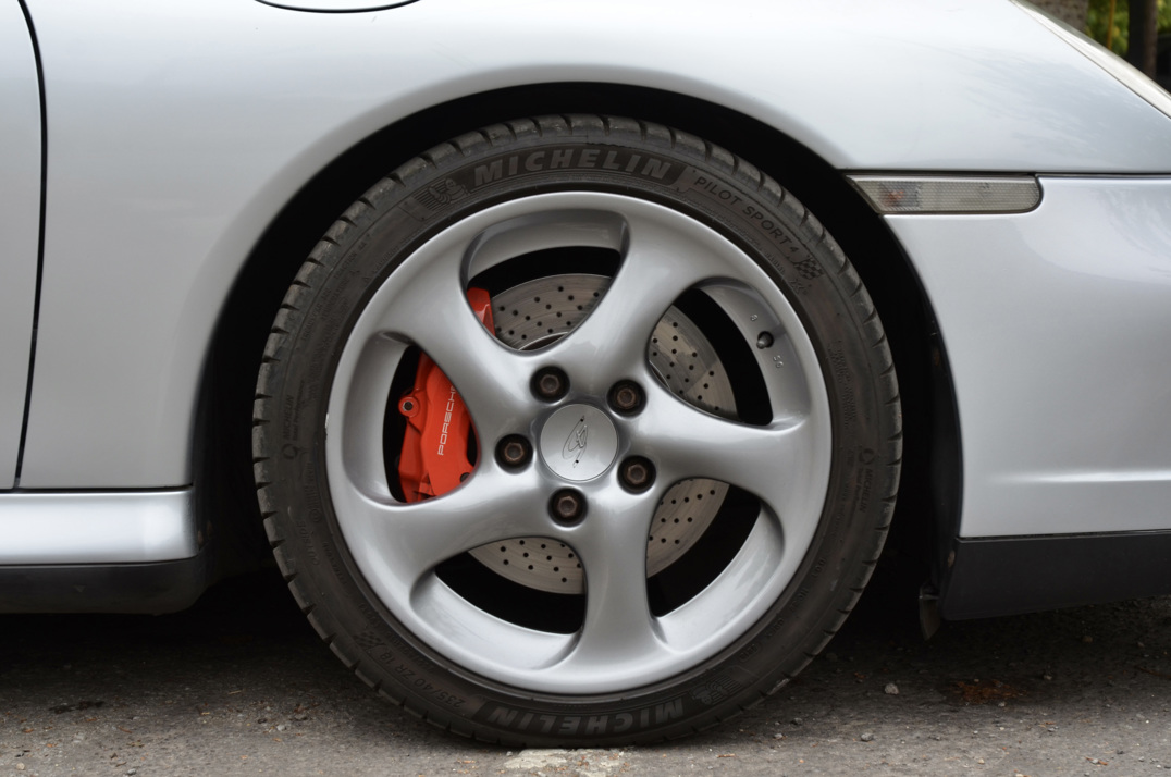 Porsche 911 (996) Carrera 4s Tip-Tronic Auto gallery image 33