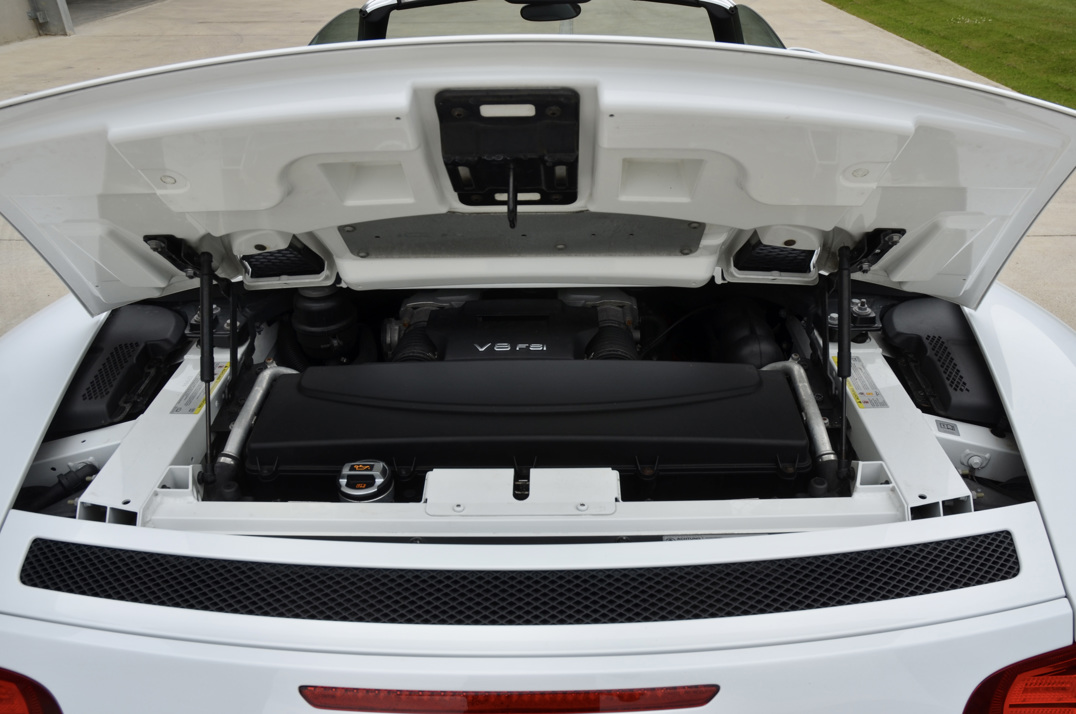 Audi R8 Spyder V8 Manul . gallery image 51