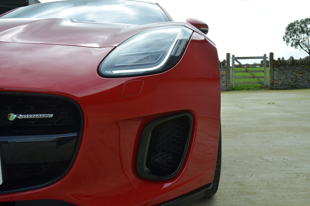 Jaguar F-Type V6 R Dynamic Auto gallery image 23