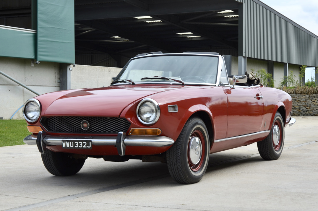 Fiat 124 Spider 1.6 gallery image 2