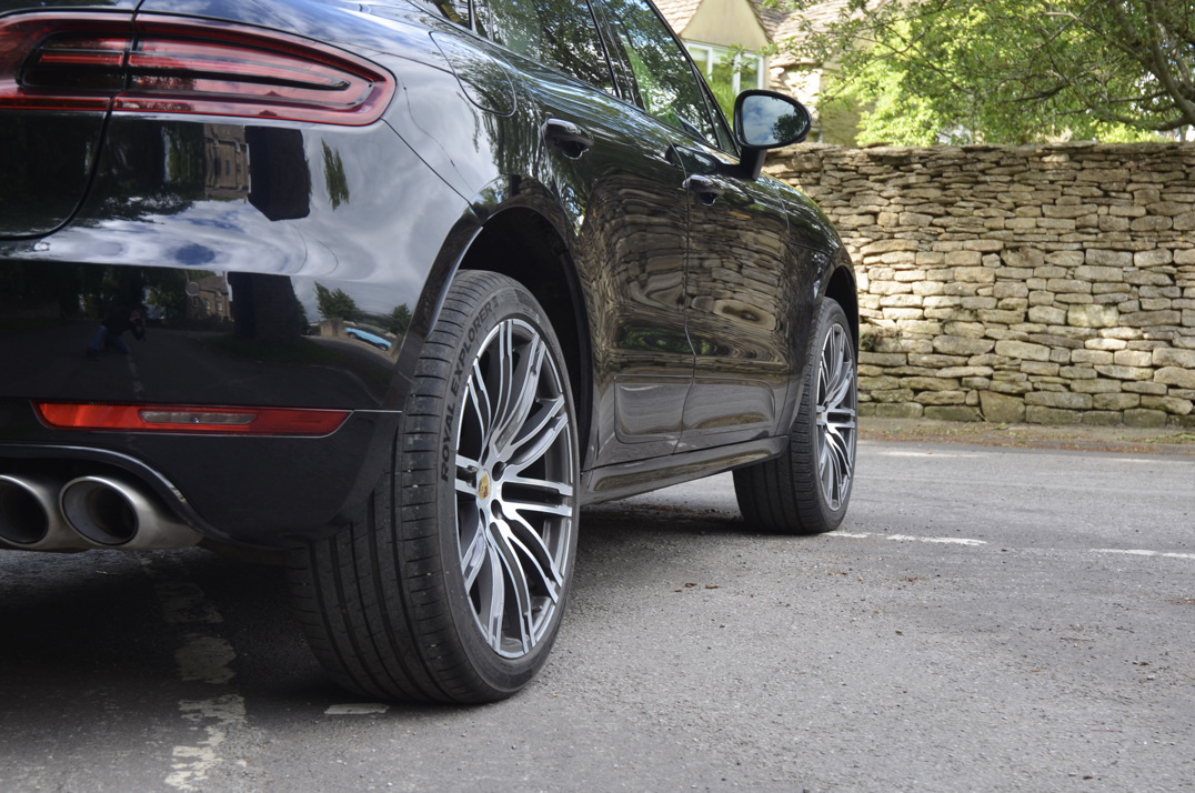 Porsche Macan 3.0 S PDK. 17K In optional extras FP+PSSH gallery image 14