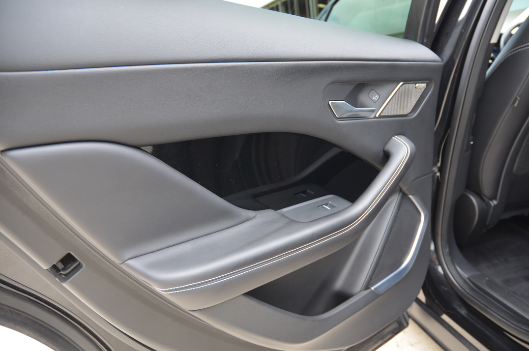 Jaguar I Pace HSE 400 Auto gallery image 37