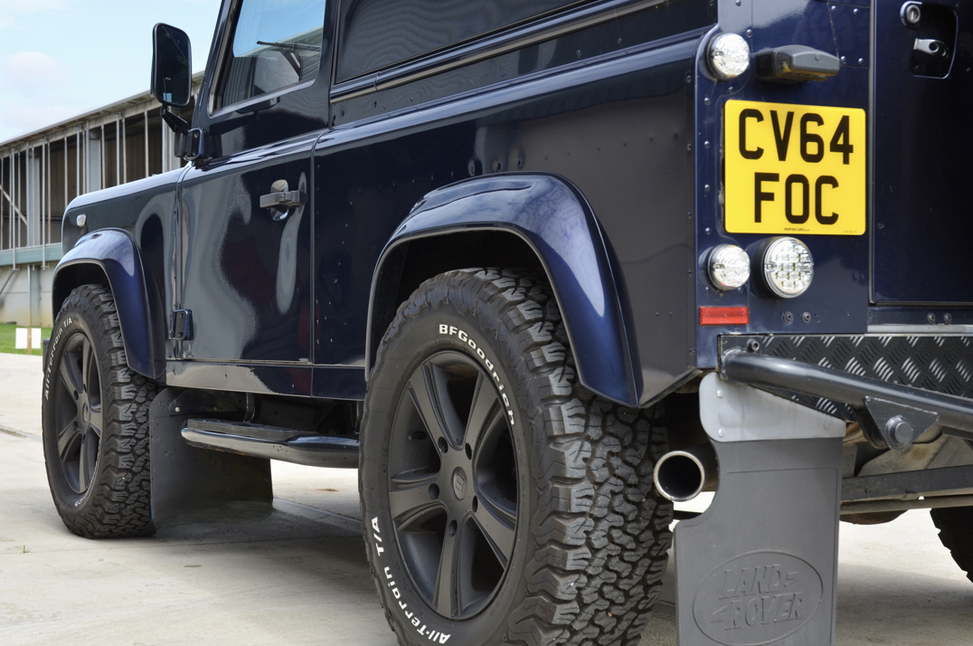 Land Rover Defender 90 XS Bespoke Edition. gallery image 11