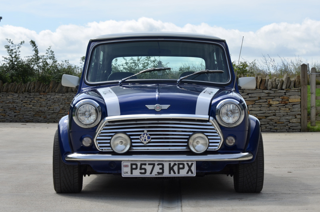 Mini Cooper gallery image 3